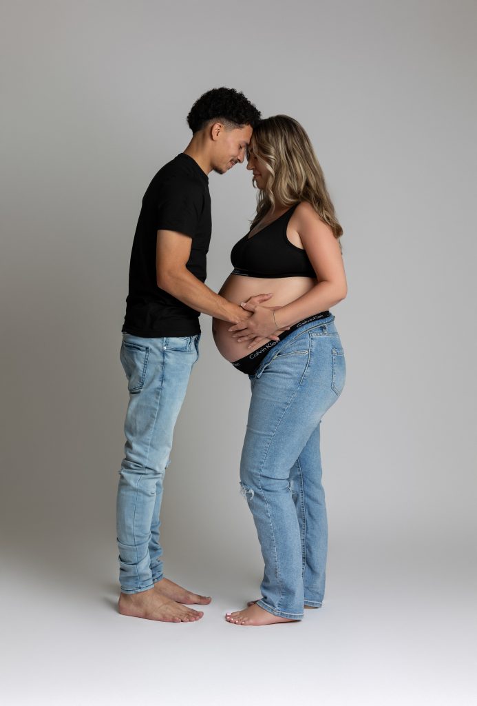 Maternity Photoshoot in Philadelphia 6