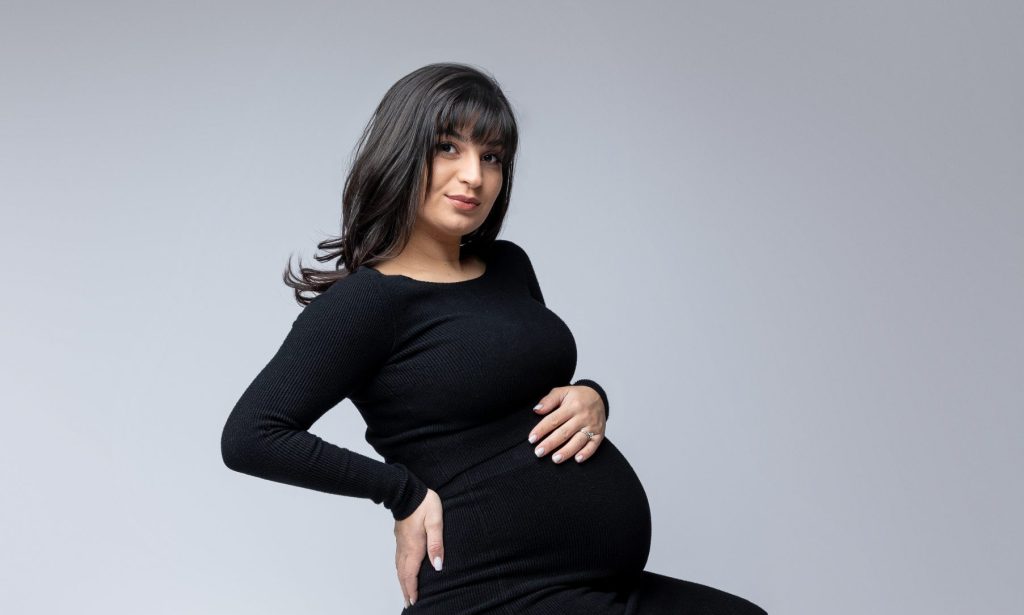 Maternity Photoshoot in Philadelphia 3